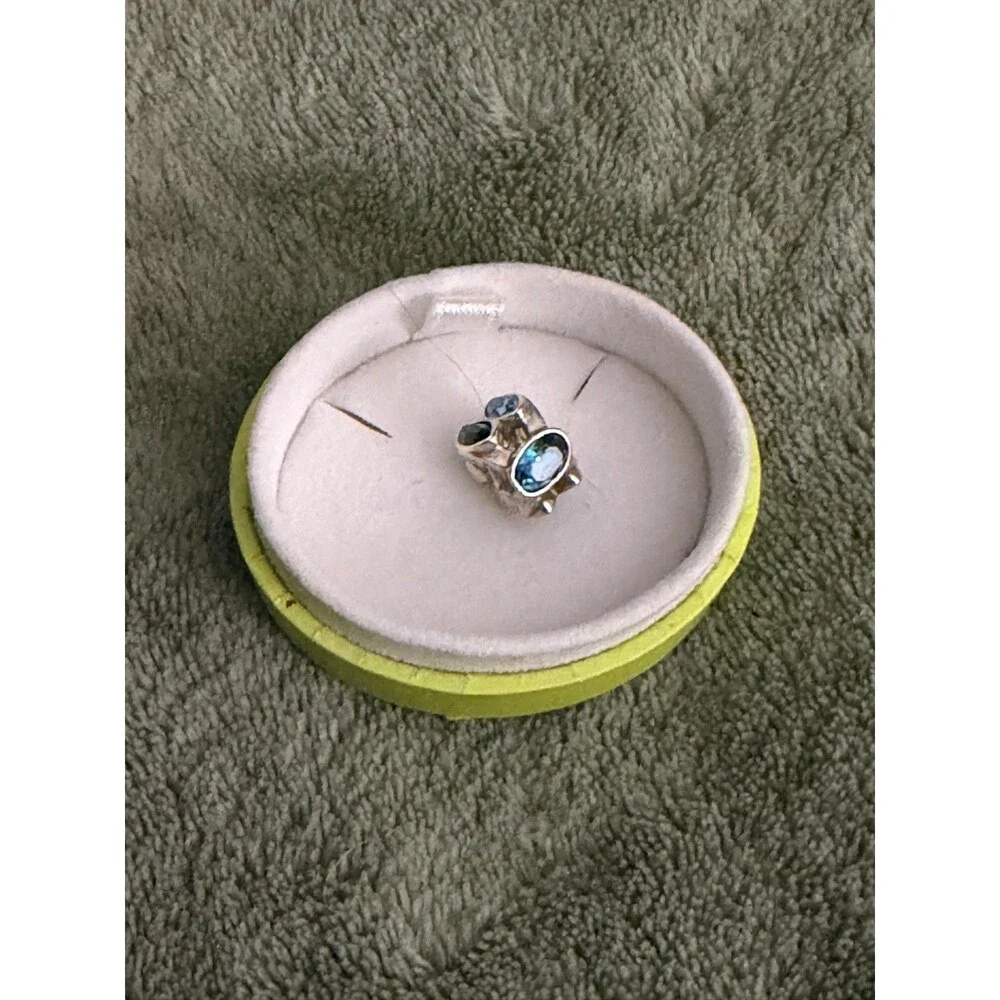Chamilla Majestic Blue Ovals Bead Swarovski Crystals Charm